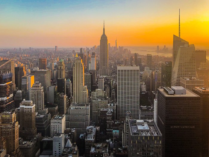 Un impresionante paisaje urbano tomado desde aproximadamente: consejos para tomar fotos simples fotos de archivo