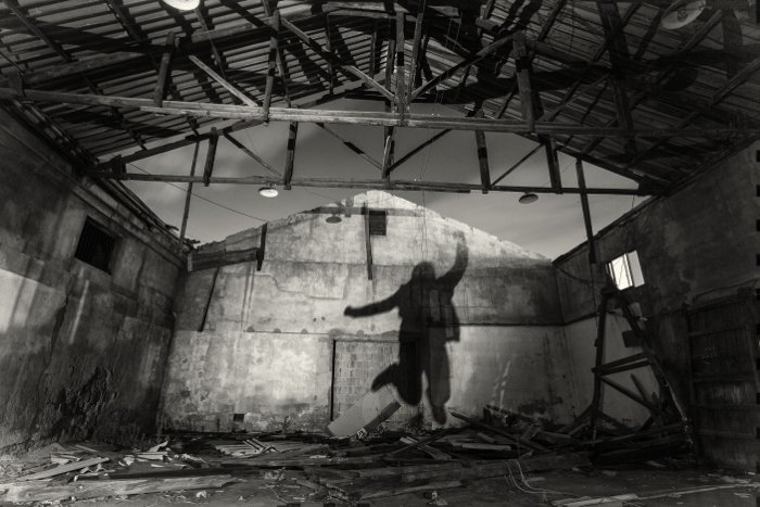 un espacio industrial abandonado para la exploración urbana