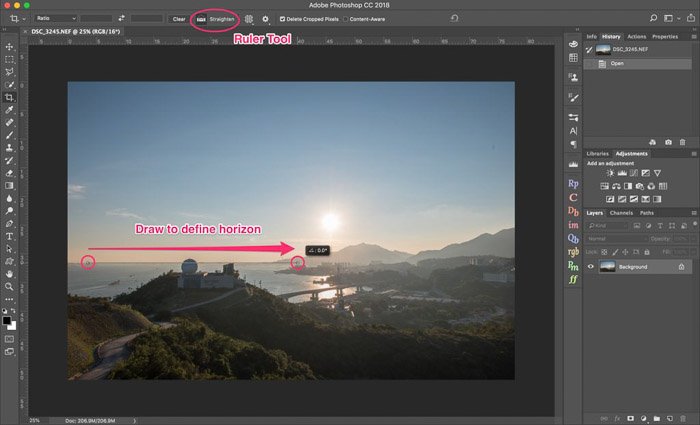 Una captura de pantalla de cómo recortar una imagen en Lightroom