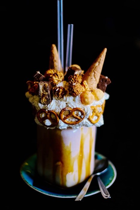 Sundae de helado extravagante