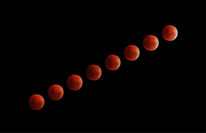 Espectacular foto time-lapse de un planeta moviéndose por el espacio