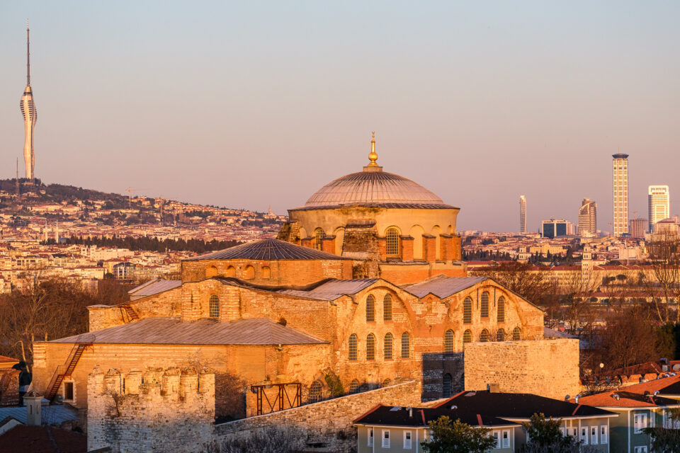 Estambul al atardecer, capturada con XF 55-200 mm f/3.5-4.8 R LM OIS
