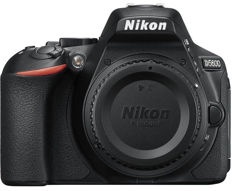 Nikon D5600 Vista frontal